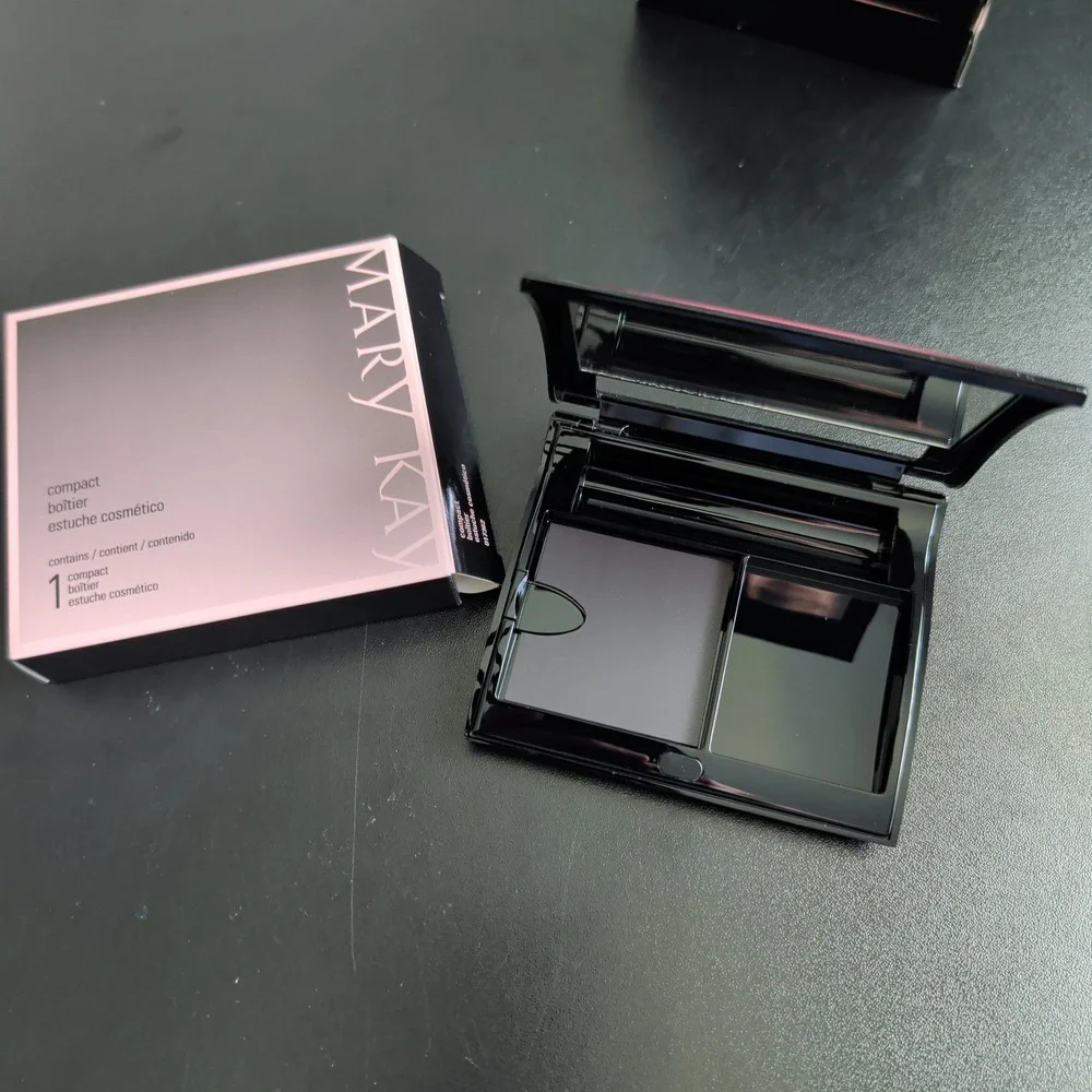 Mary Kay Black Refillable Cosmetic Compact Mirror 017362 New in Box